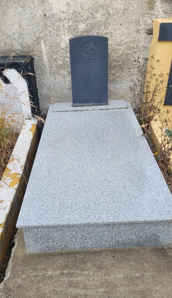 Commonwealth War Grave Magallanes Fiscal Cemetery #2