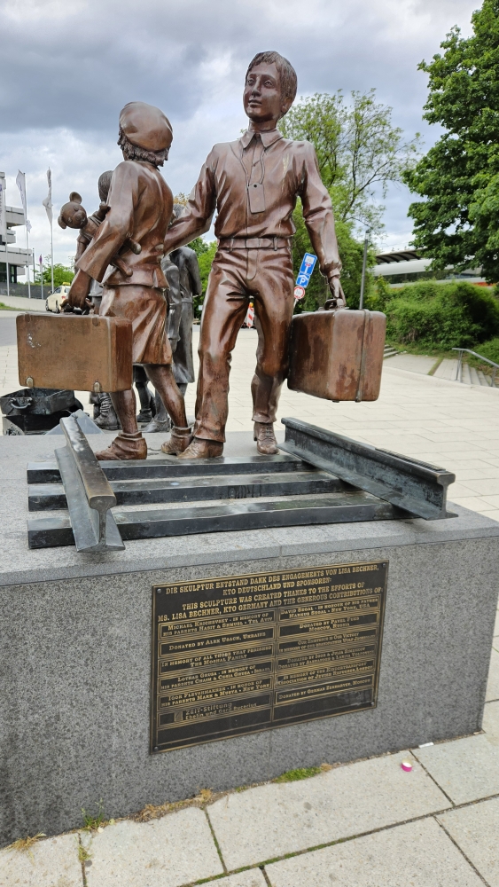 Monument Kindertransporten Hamburg #2