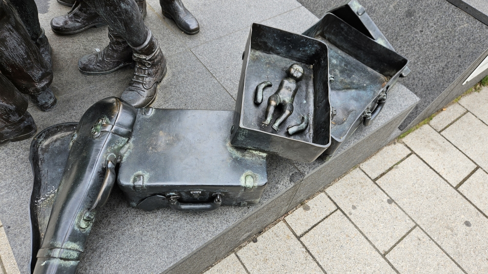 Monument Kindertransporten Hamburg #3