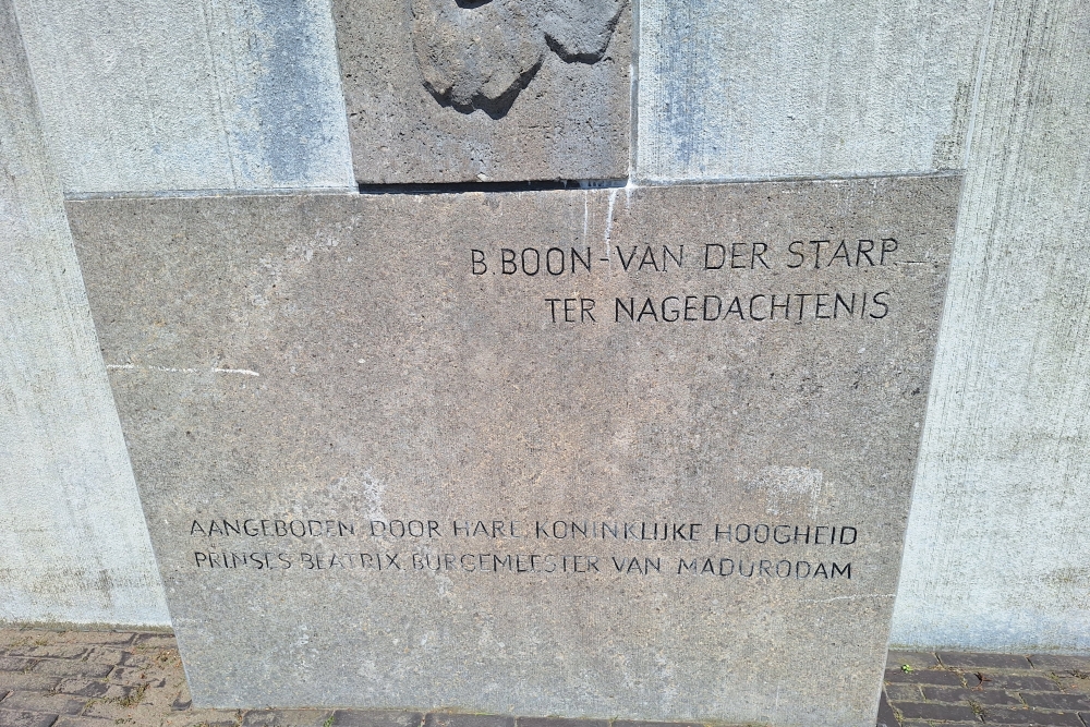 Memorial Bep Boon-van der Starp Madurodam #6