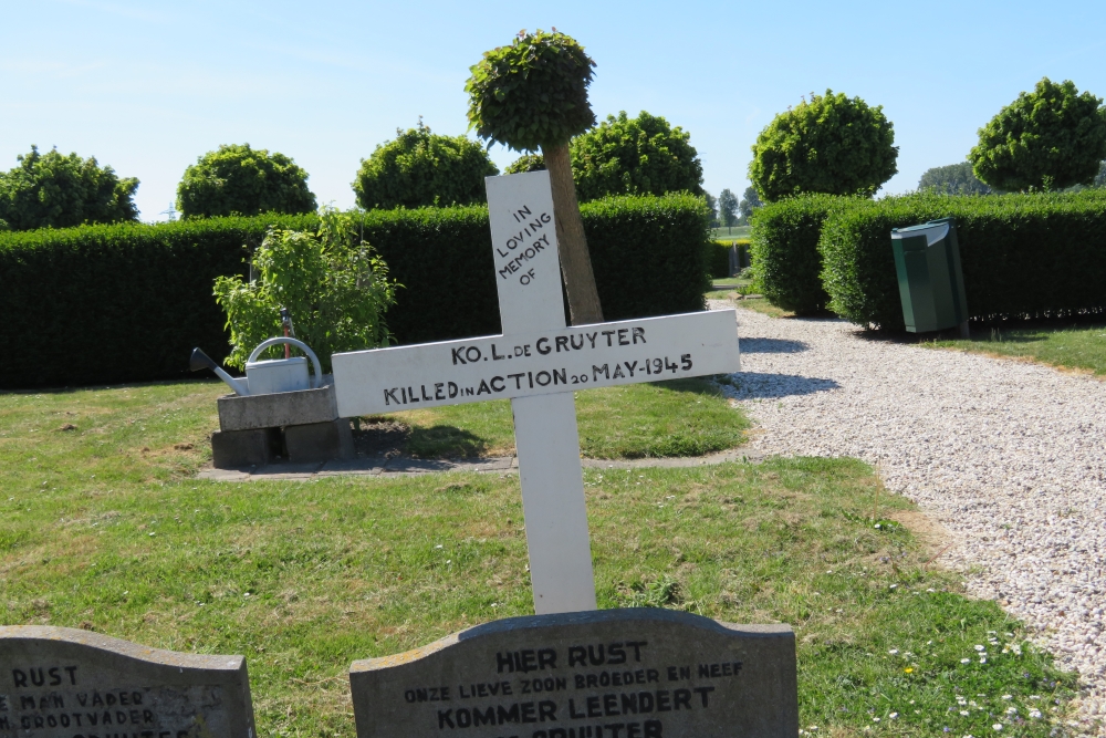Cemetery Heenvliet #2
