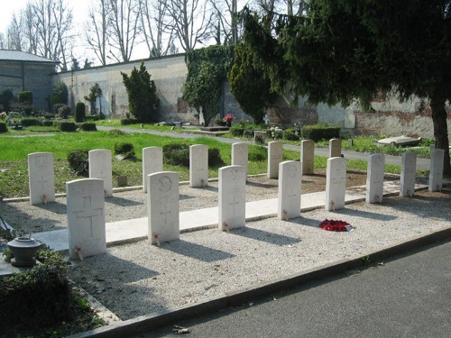 Commonwealth War Graves Turin