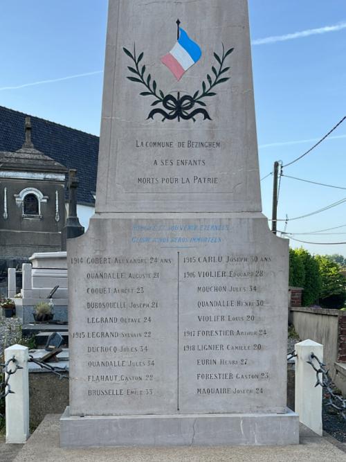War Memorial Bezinghem #2
