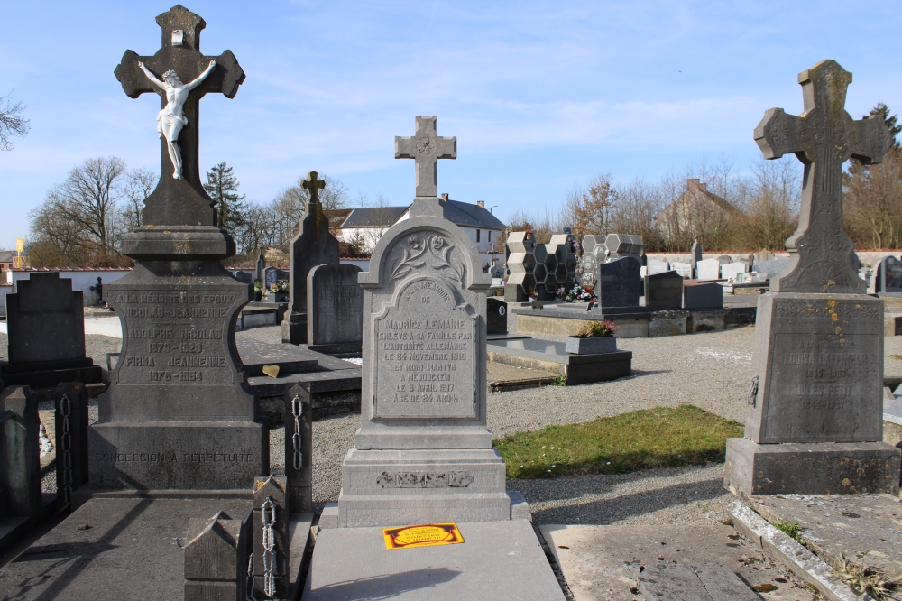 Belgische Oorlogsgraven Montbliart #3