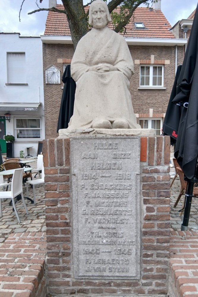 War Memorial Havenmarkt Antwerp