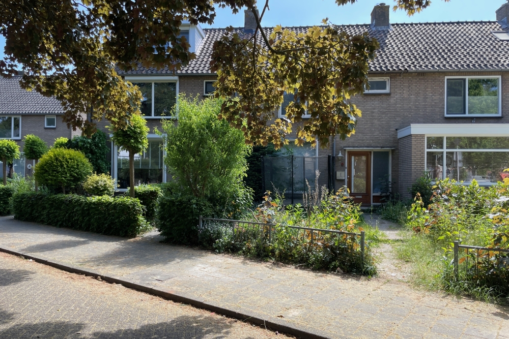 Stumbling Stone Joost van den Vondelstraat 11 (former B599) #2