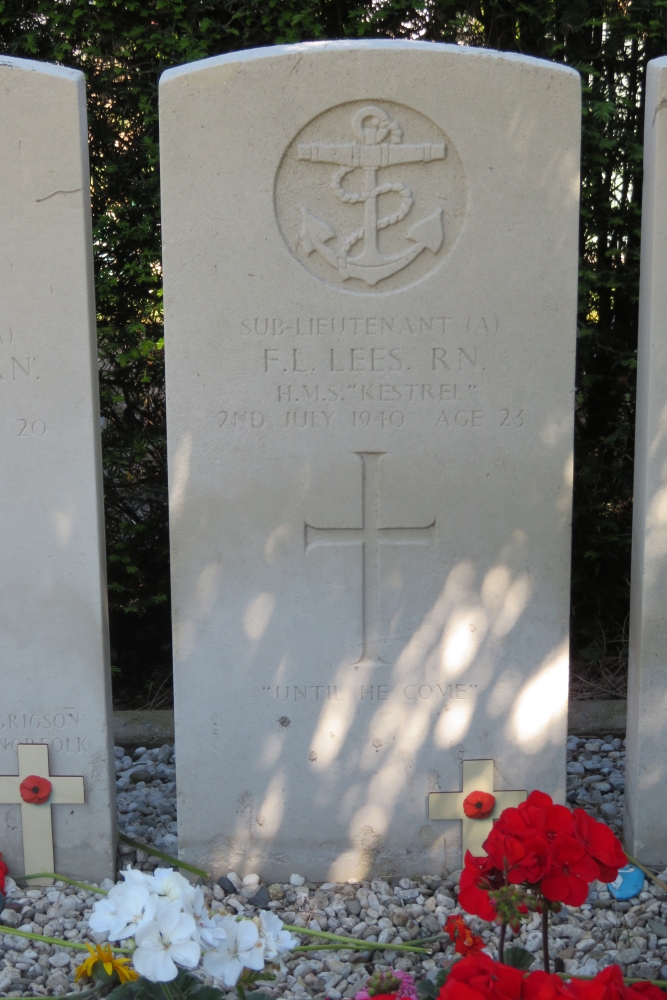 Commonwealth War Graves Rozenburg #3