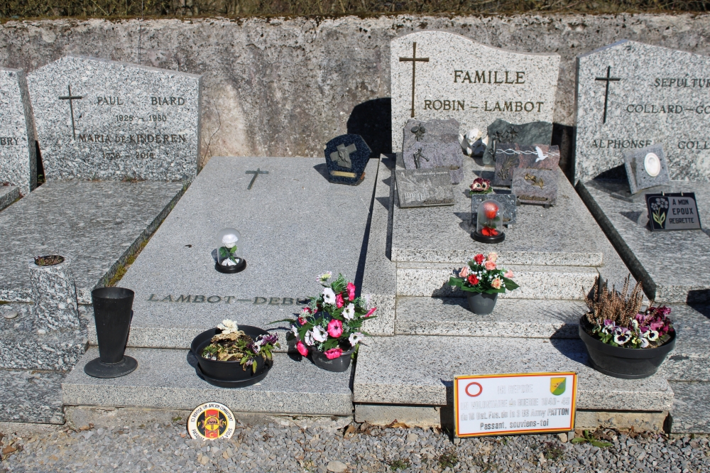 Belgische Graven Oudstrijders Robechies #1