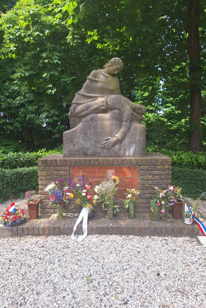 Memorial Killed Dutch Soldiers #2