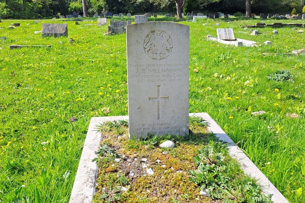 Oorlogsgraven van het Gemenebest Ventnor Cemetery #5
