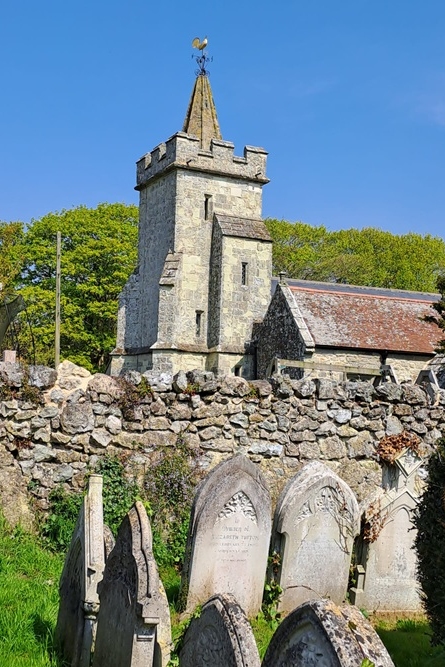Oorlogsmonument St. John the Baptist Church #3