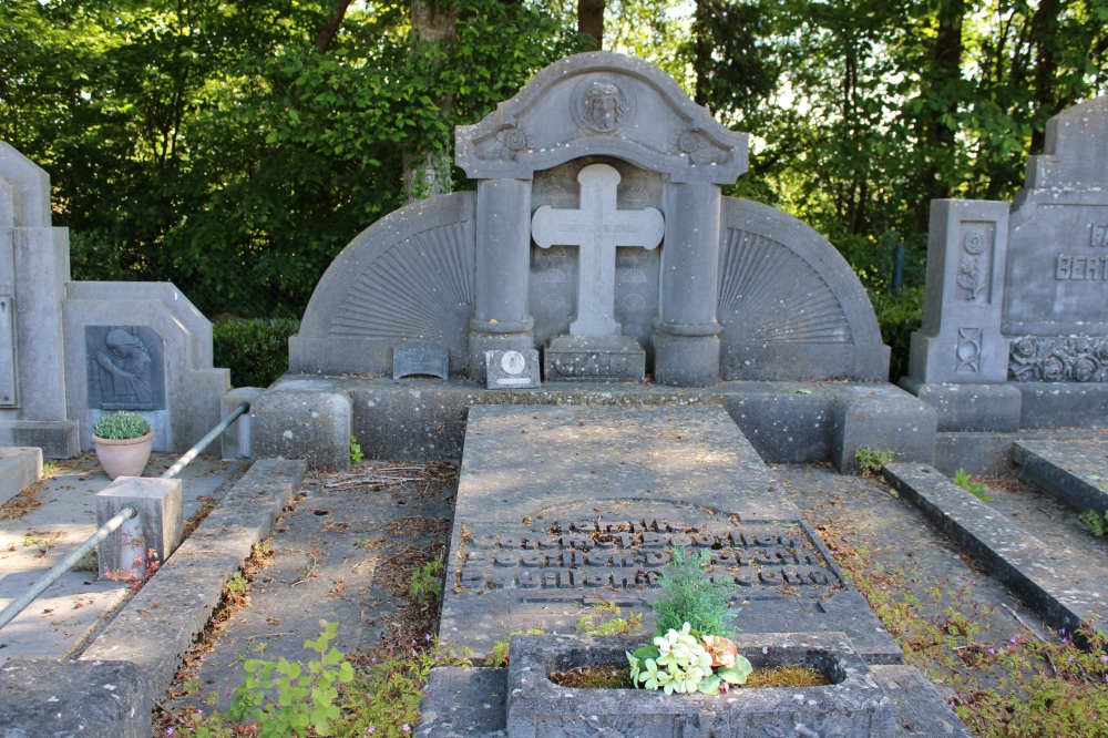 Belgian Graves Veterans Grandhan #2