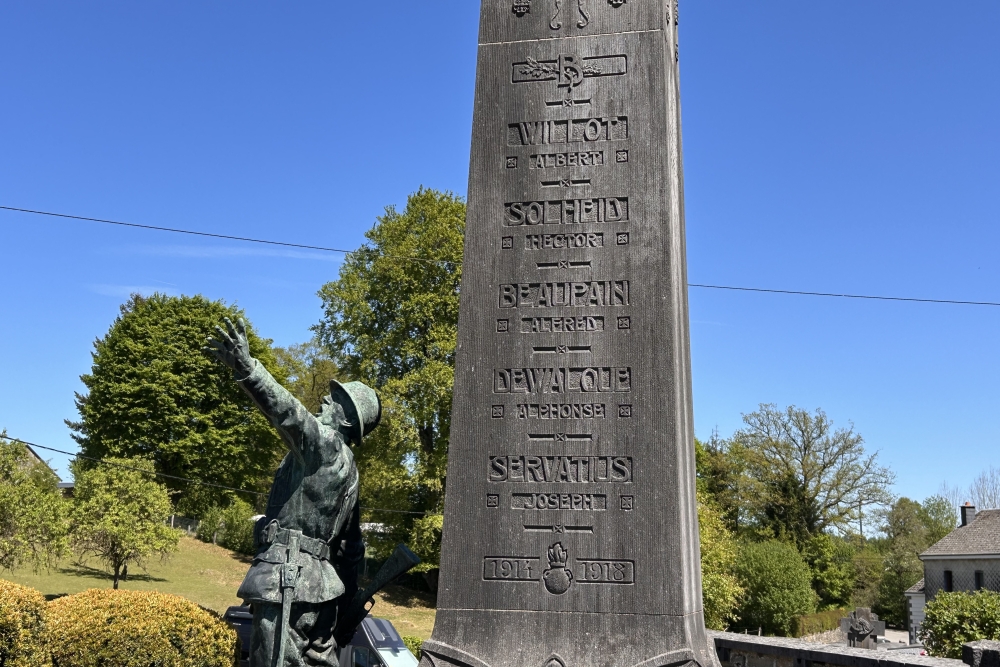Oorlogsmonument Bovigny #4