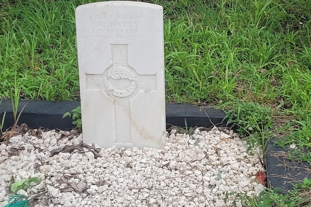Commonwealth War Grave Taukanove Cemetery