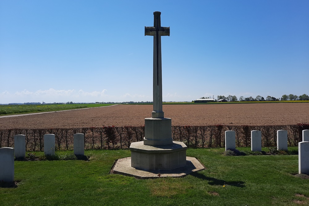 Oorlogsbegraafplaats van het Gemenebest Secqueville-en-Bessin #3