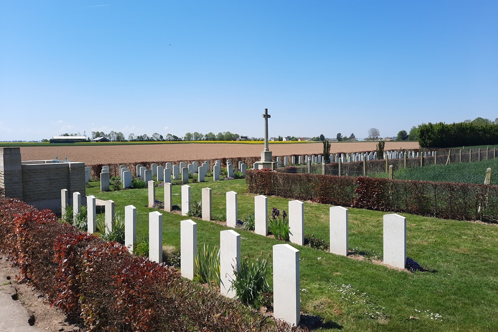 Oorlogsbegraafplaats van het Gemenebest Secqueville-en-Bessin #5