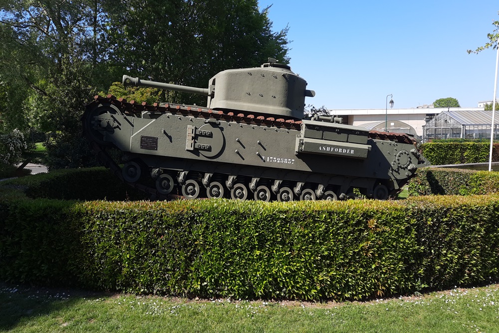 Churchill Crocodile Tank