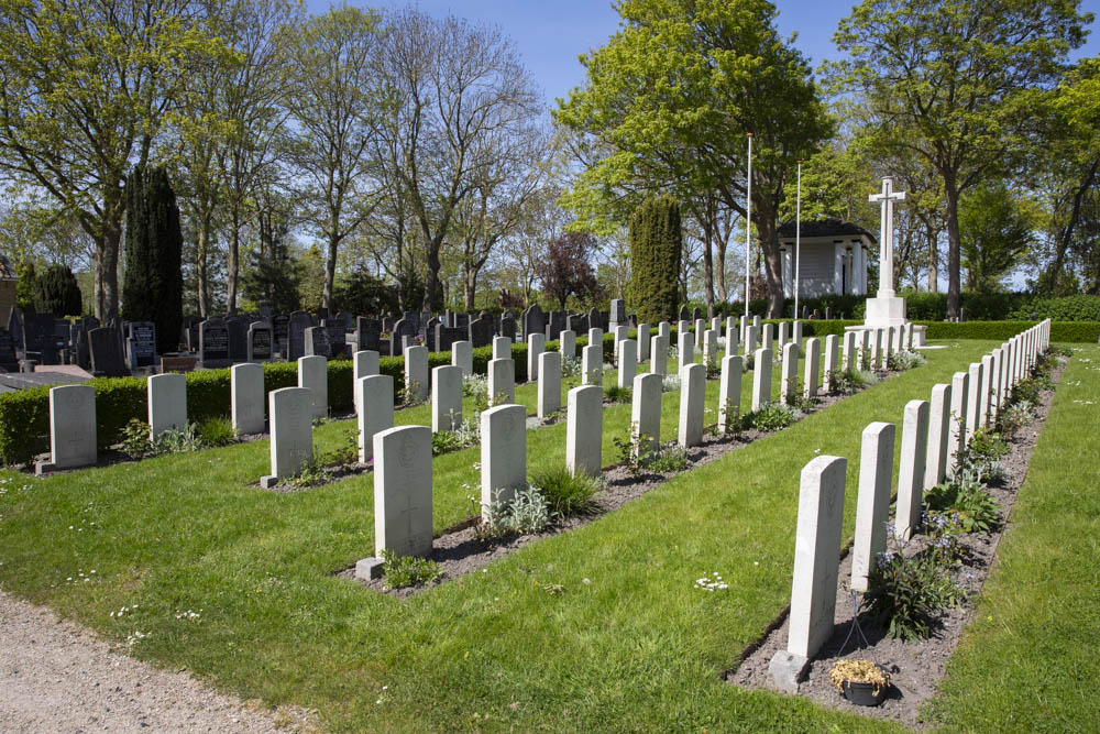 Commonwealth War Graves General Cemetery Harlingen
