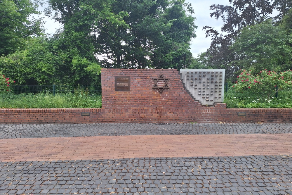 Memorial Crystal Night Kleve #1