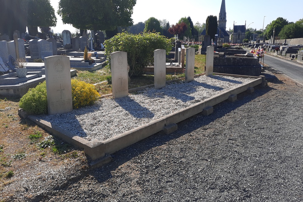 Commonwealth War Graves Bayeux D613 #2