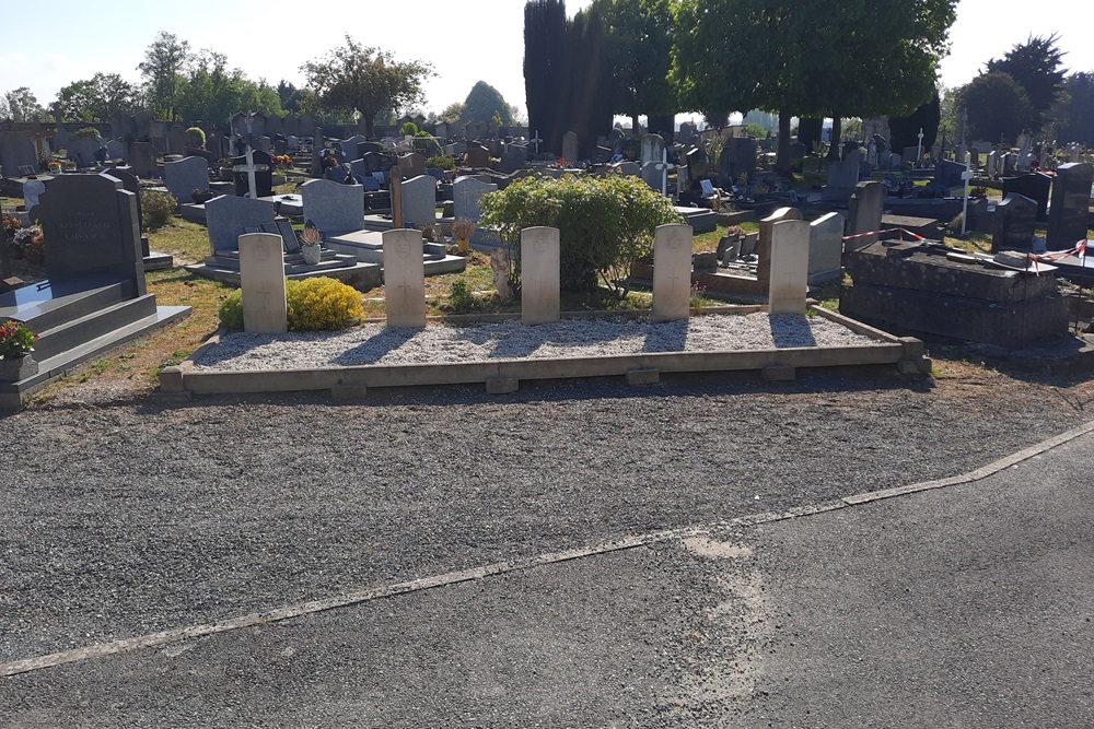 Commonwealth War Graves Bayeux D613 #3