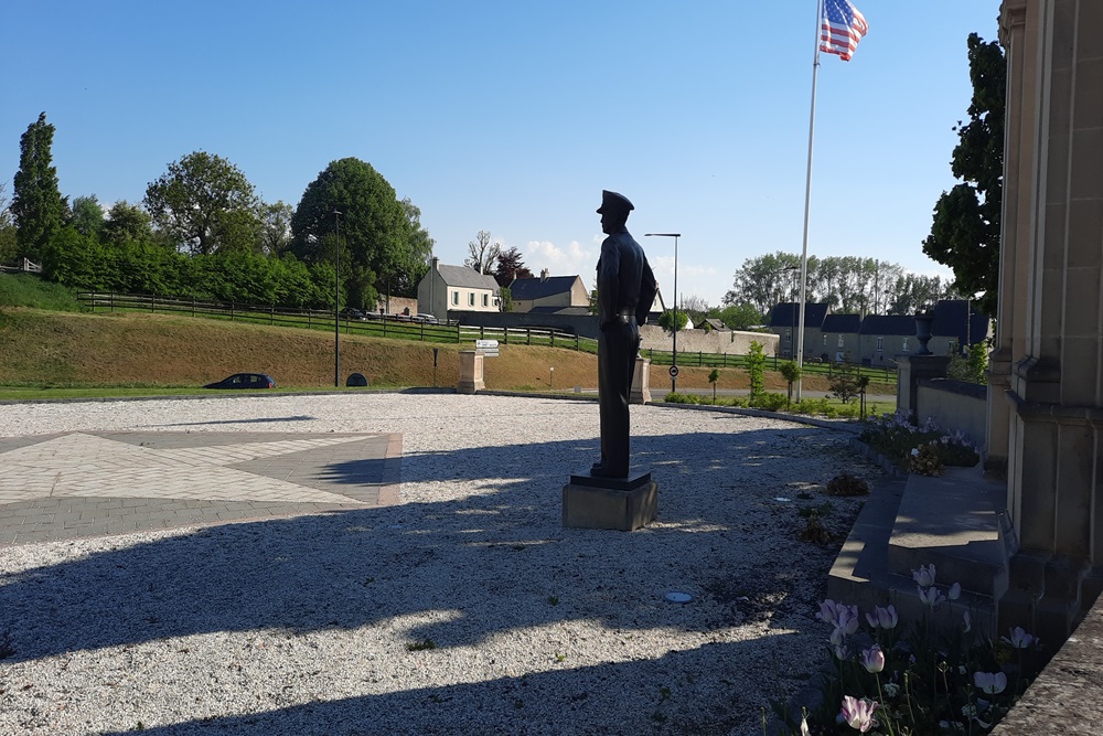 Roundabout Dwight D. Eisenhower #5