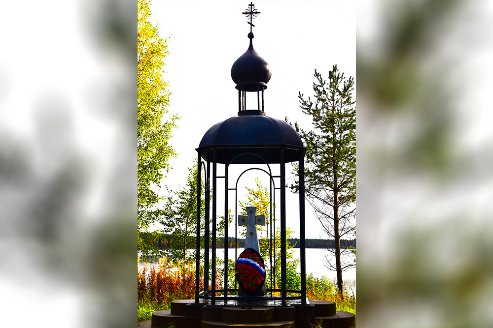 Saunajärvi Monument #2