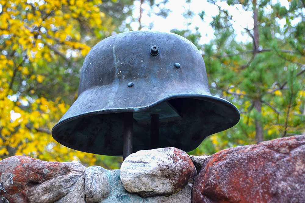 Kilpelänkangas Monument #2