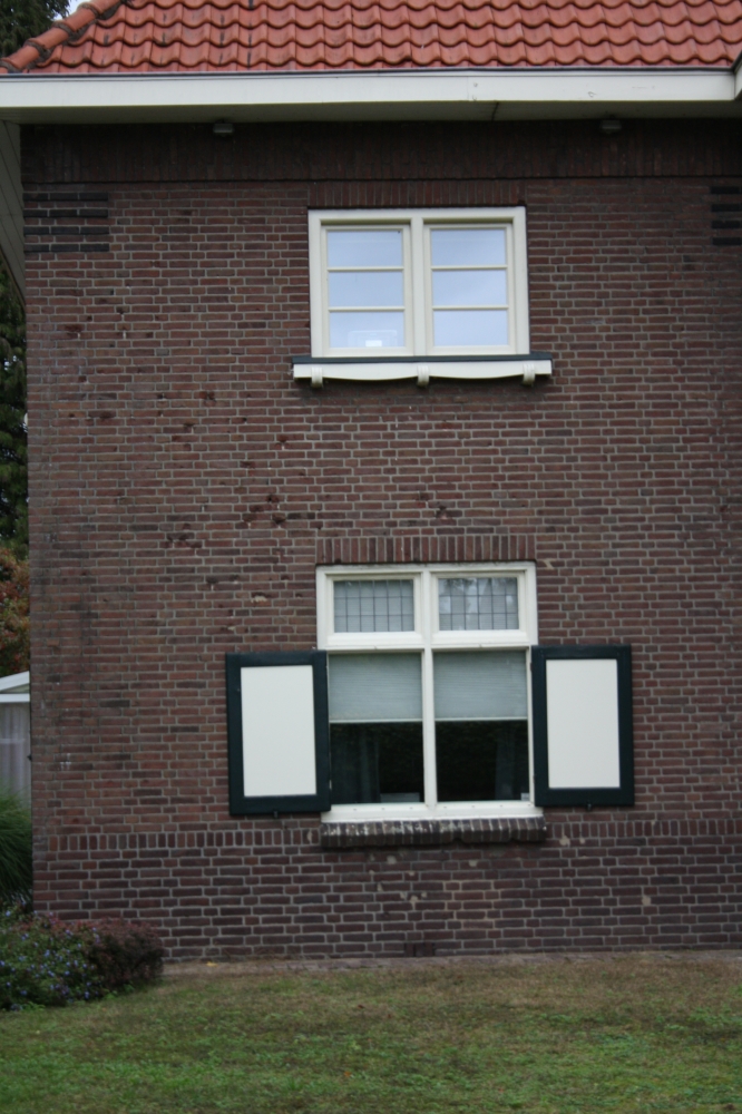 War Damage Mooksebaan 10 #5