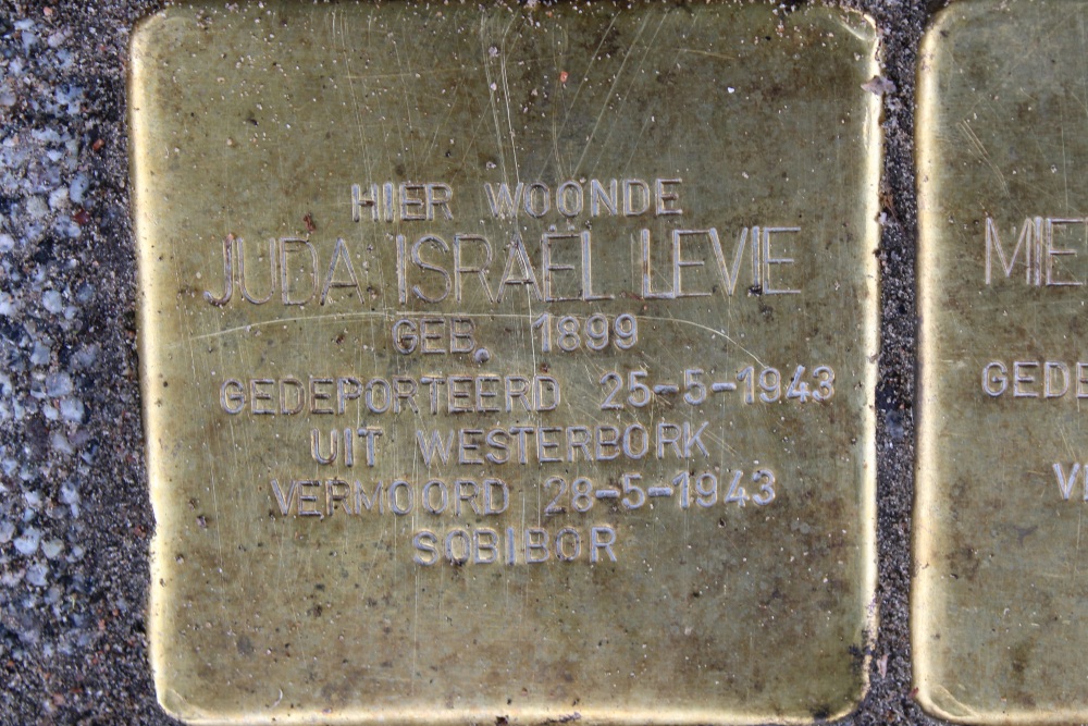 Stolpersteine Van der Palmstraat 61 #2