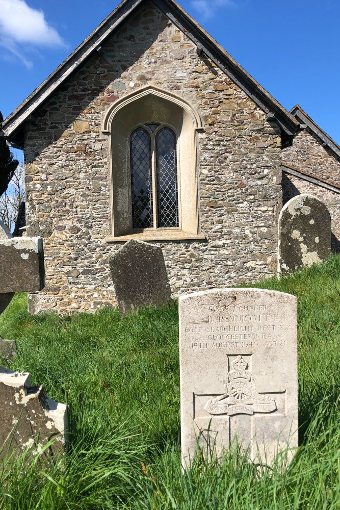 Commonwealth War Graves St John Churchyard #2