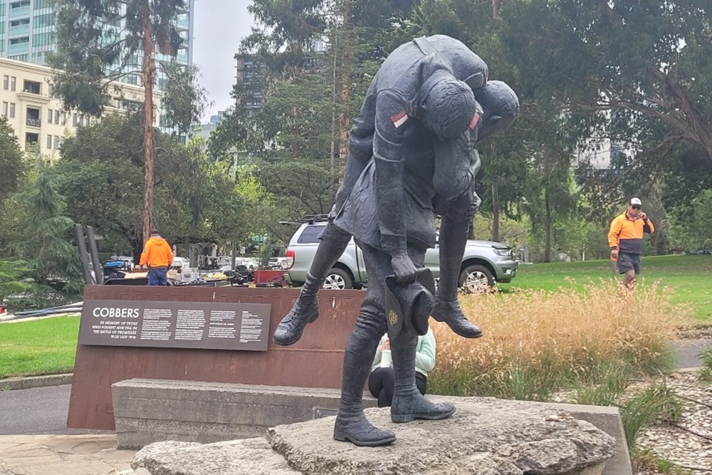 Cobbers Statue Melbourne