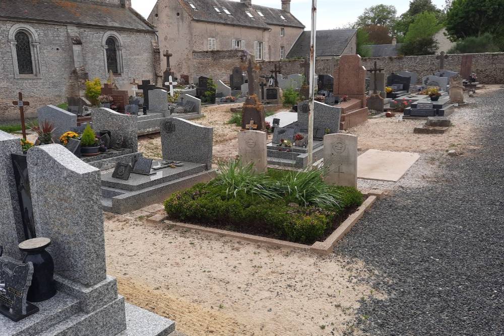 Commonwealth War Graves Crépon #2