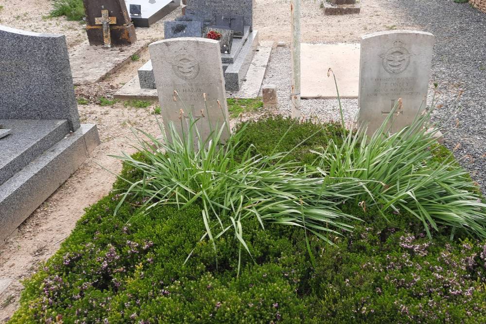 Commonwealth War Graves Crépon #3