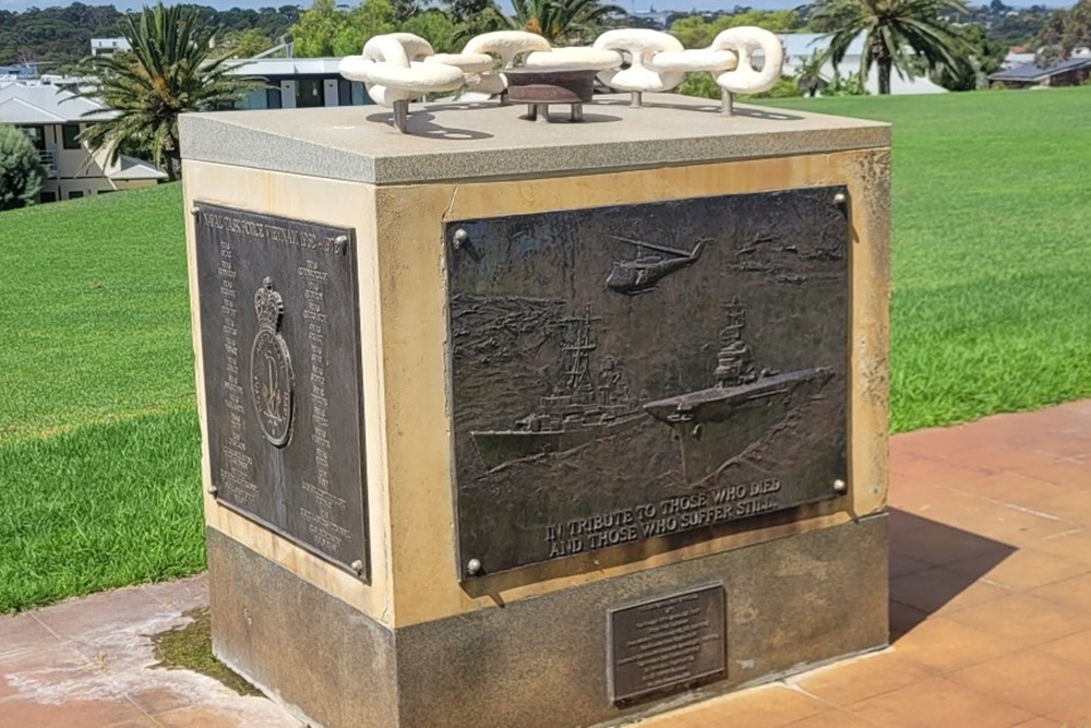 Monument Royal Australian Navy in Vietnam #4