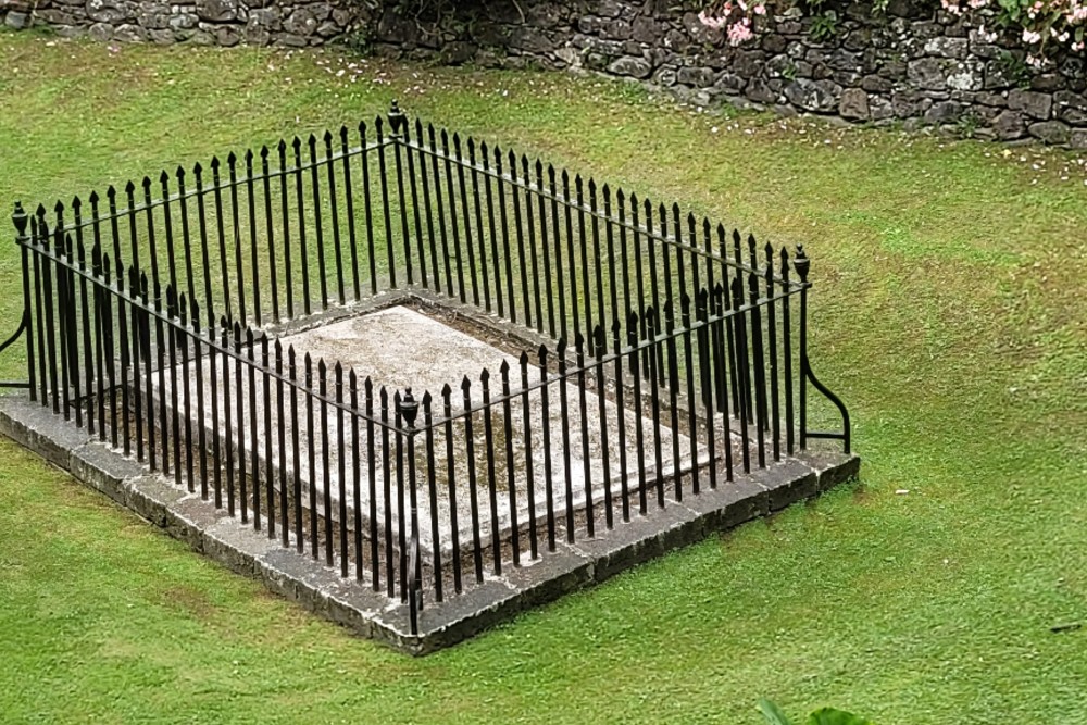 Temporary Grave of Napoleon Bonaparte #3