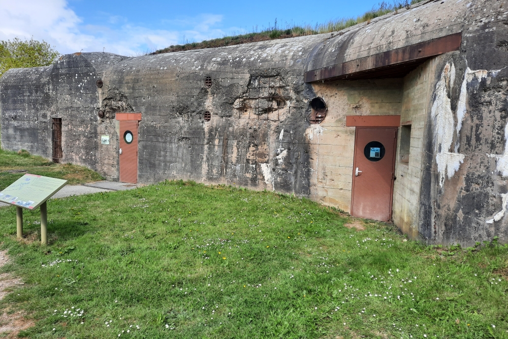 Batterie d'Azeville - Regelbau 650 mit OB 3,7cm Flak #2