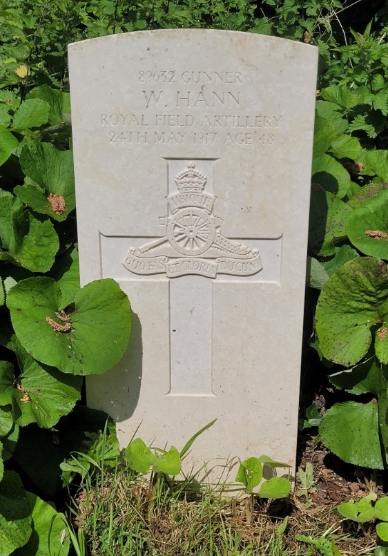 Commonwealth War Graves St. Mary Churchyard #3