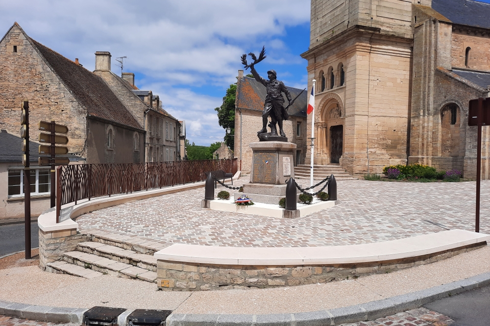 War Memorial Creully