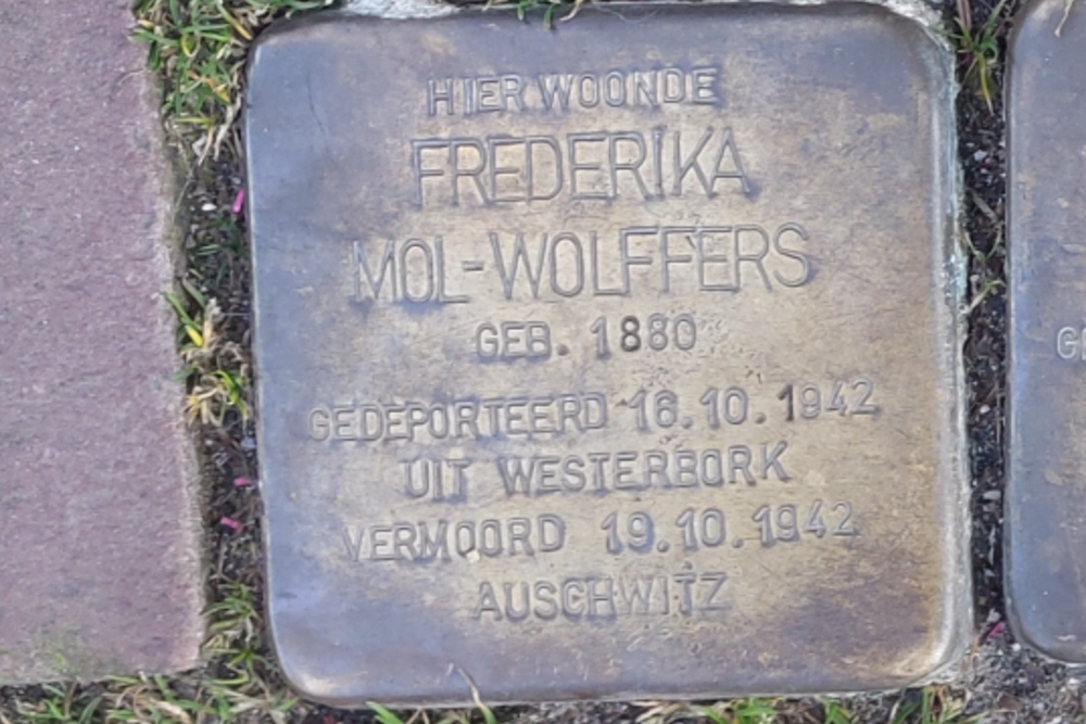 Stolpersteine Cappenersteeg 2 / Zeugstraat #3