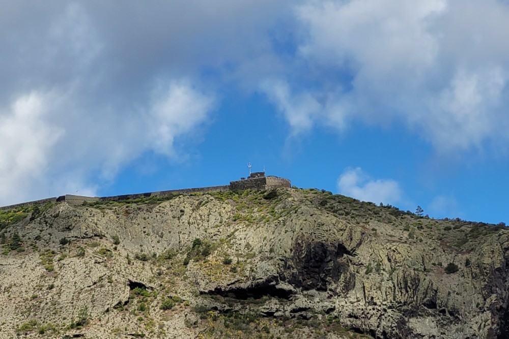 High Knoll Fort