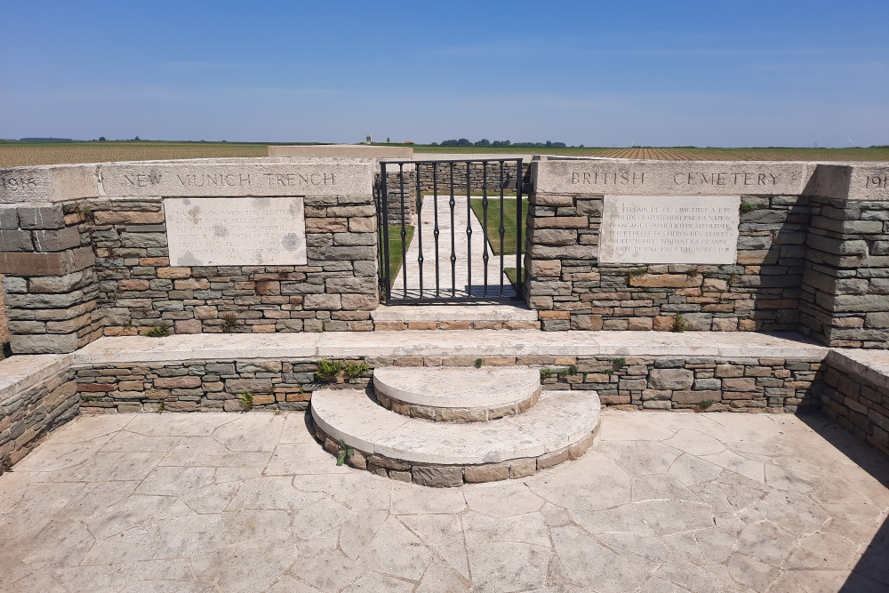 Commonwealth War Cemetery New Munich Trench #2