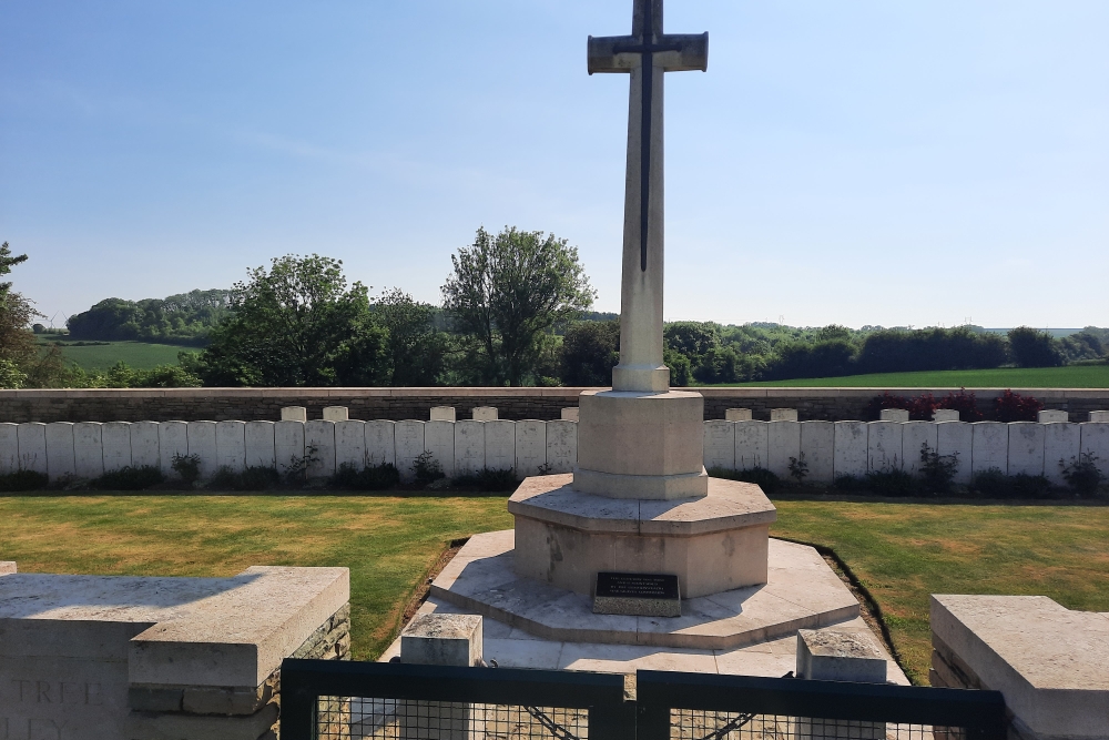 Commonwealth War Cemetery Ten Tree Alley #5