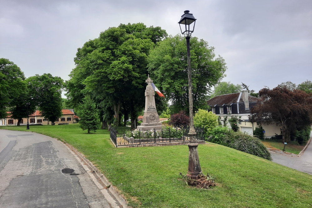 War Memorial Suzanne #1