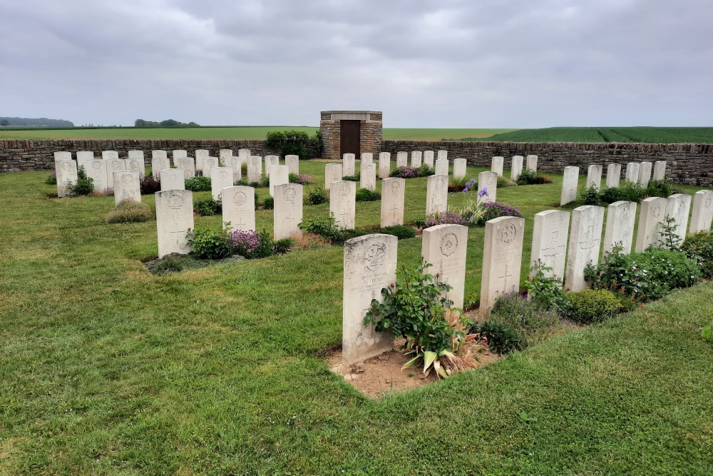 Commonwealth War Cemetery Suzanne No.3 #4