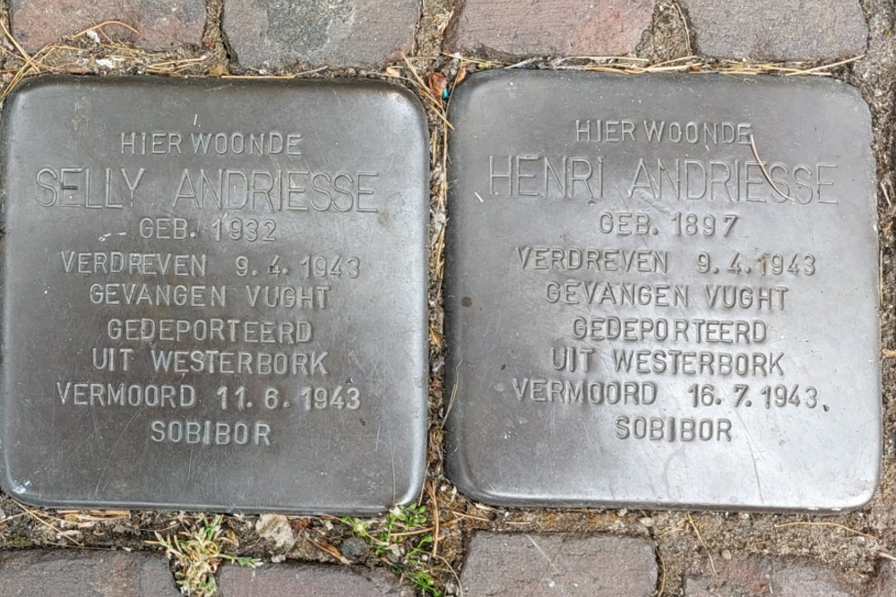 Stumbling Stones Markt 15 #2