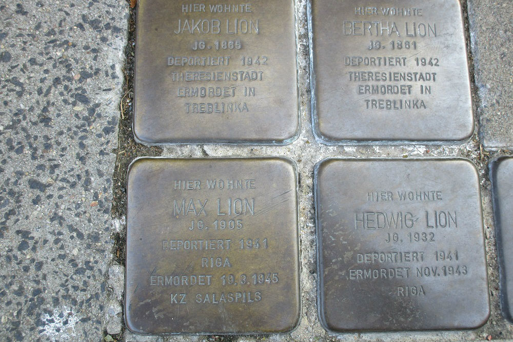 Stolpersteine Fhrstrae 10-12 #2