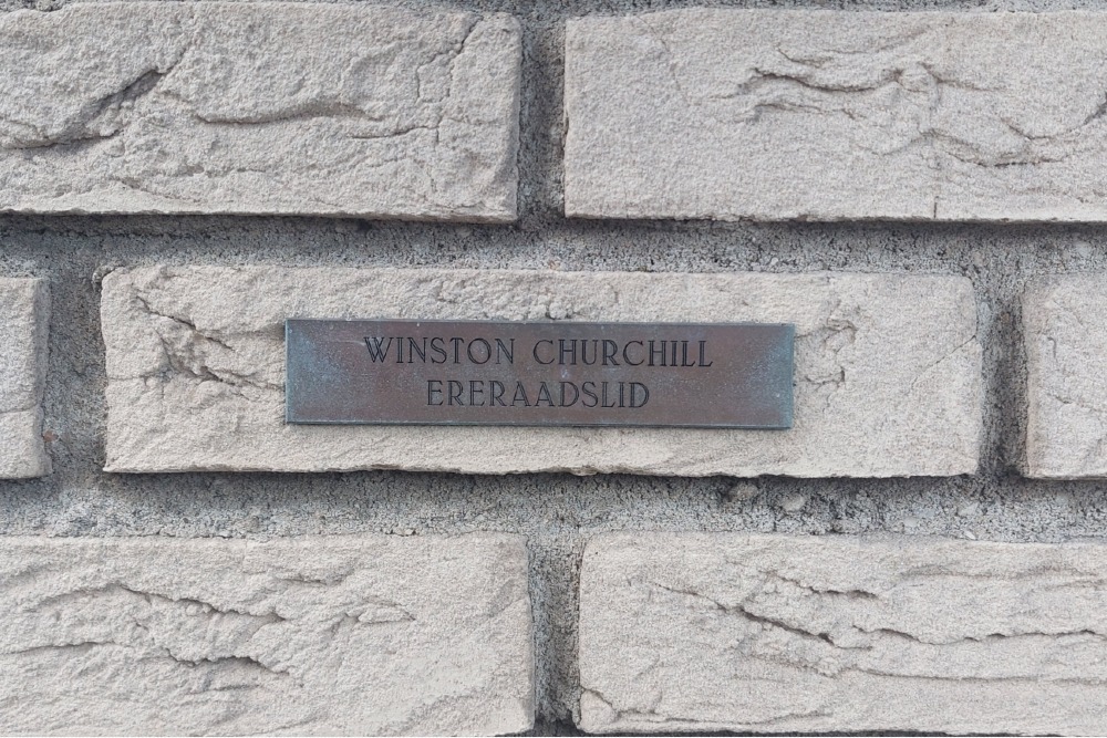 Sculpture Churchill #3