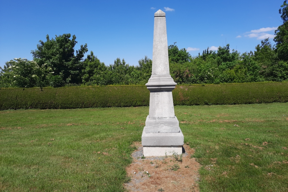 Commonwealth War Grave Manancourt #2