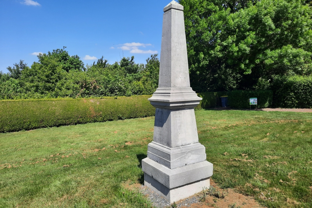 Commonwealth War Grave Manancourt #3